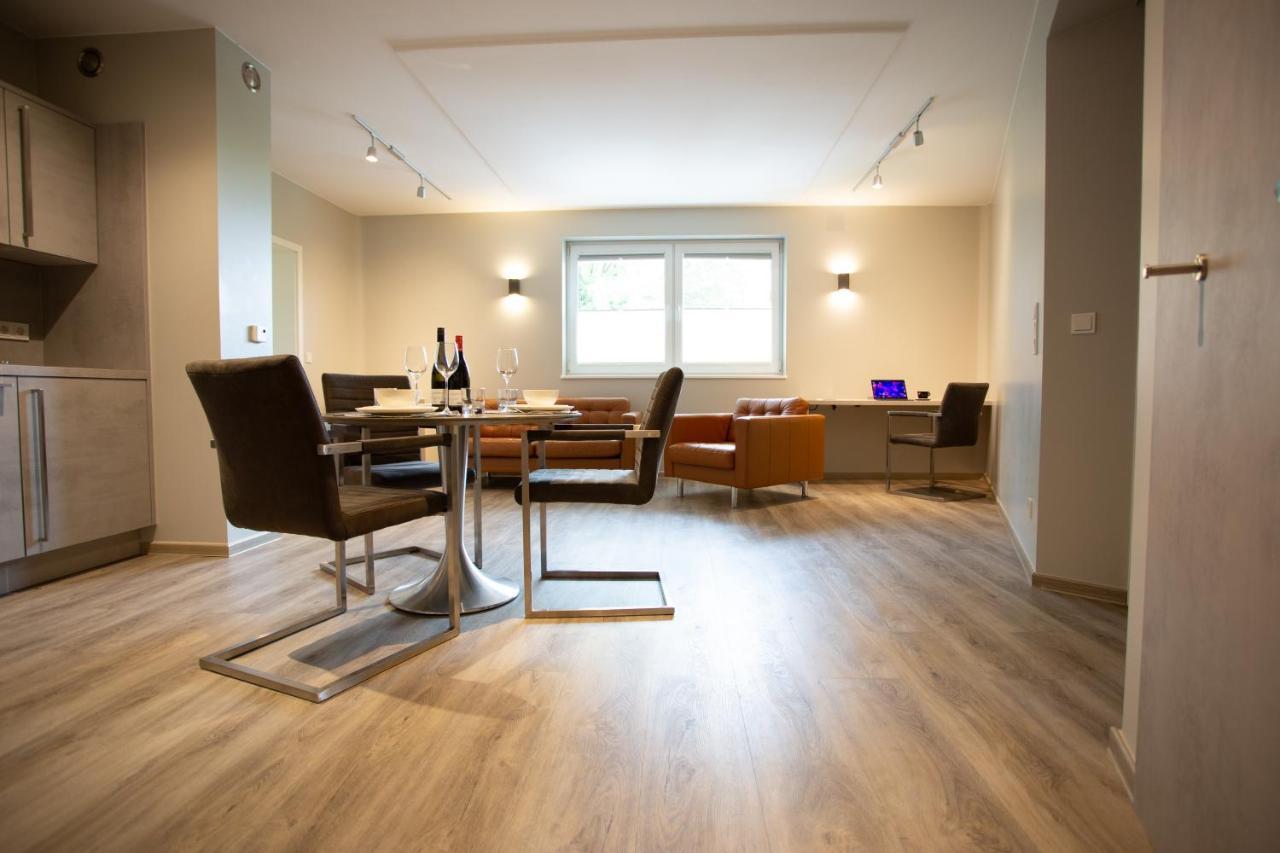 Hotel Circle Inn Ramstein-Miesenbach Bagian luar foto