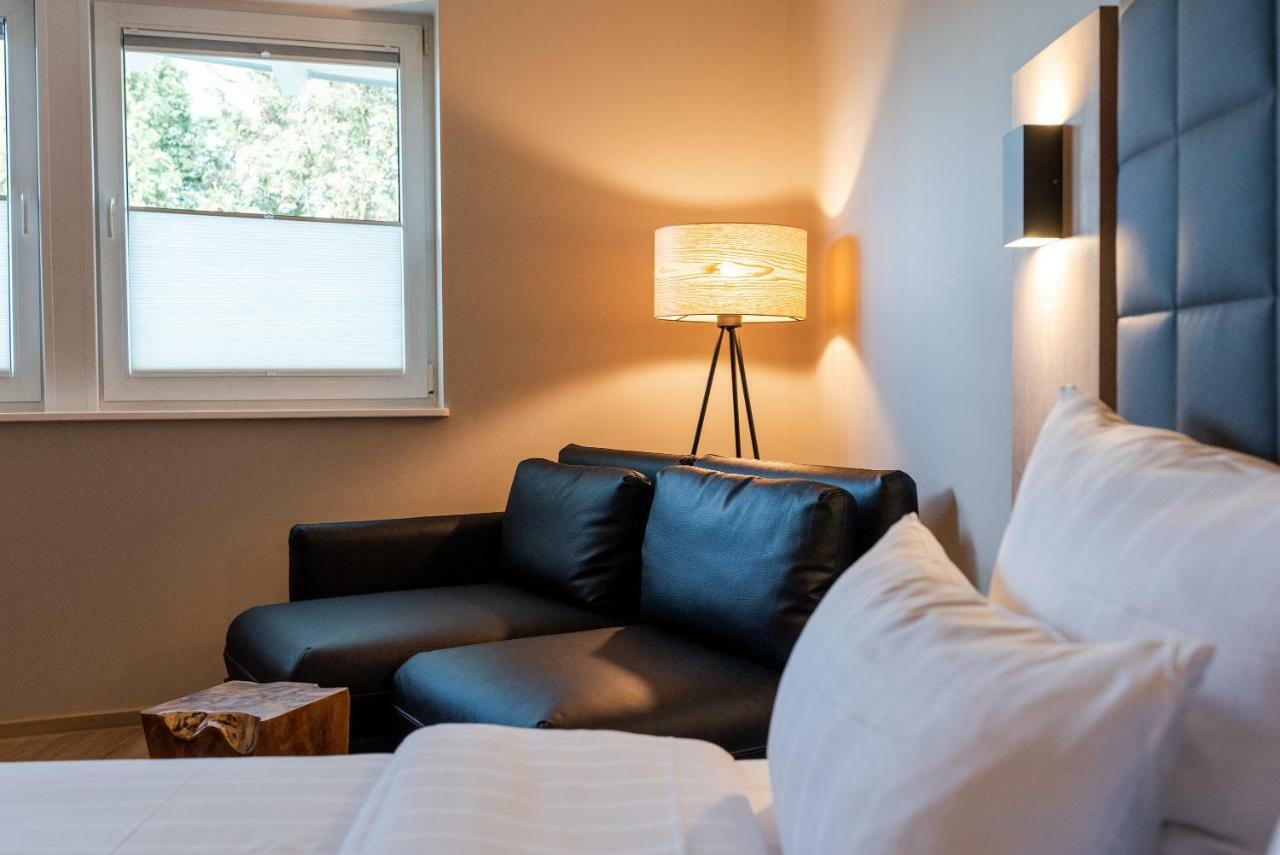 Hotel Circle Inn Ramstein-Miesenbach Bagian luar foto